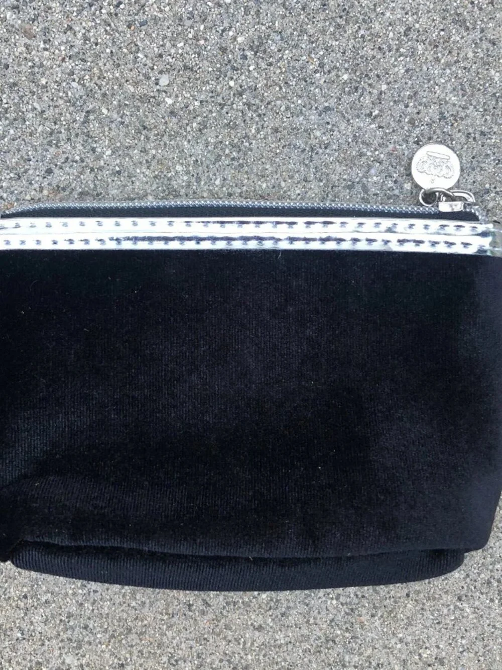 Vintage JUICY COUTURE Coin Purse Wallet Velour Black Zipper 6